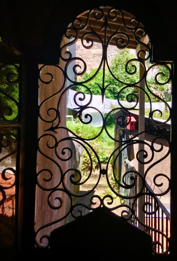 Epicerie Vieille Du Puy En Velay Hotel Le Puy-en-Velay Екстериор снимка