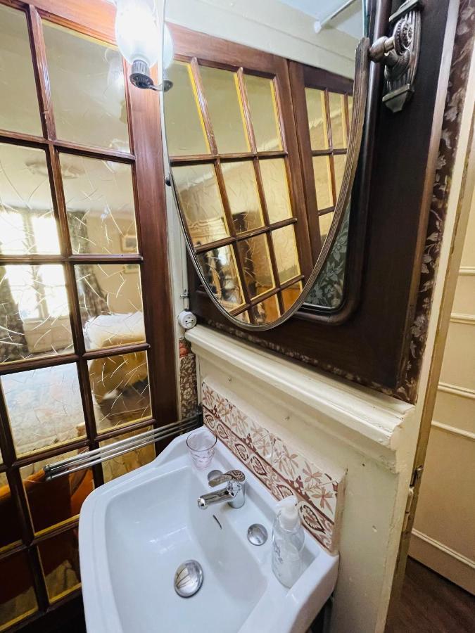 Epicerie Vieille Du Puy En Velay Hotel Le Puy-en-Velay Екстериор снимка